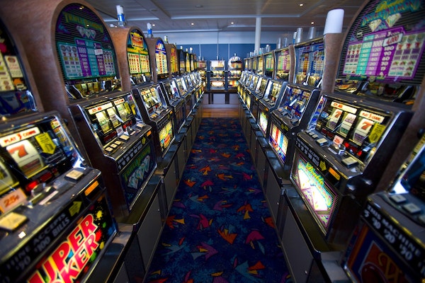 Ladbrokes casino free spins